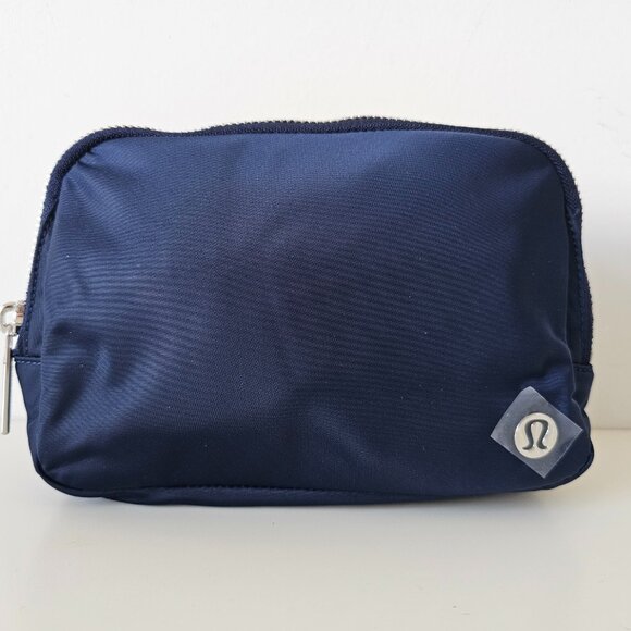 NWT LULULEMON Everywhere Belt Bag Metal Hardware 1L TRNV/SLVR Blue Silver - Picture 1 of 13